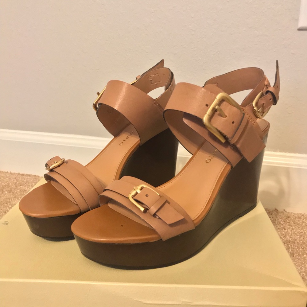 Tan wedges